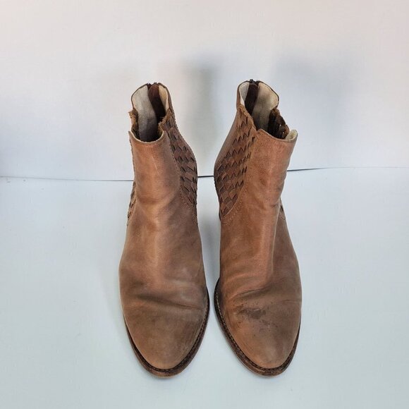 Aquatalia Frannie Weatherproof Suede Booties Size 9.5 - Picture 6 of 8